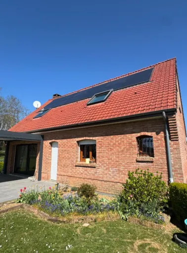 Nettoyage de toiture et panneaux solaires à Wancourt près d’Arras : LGF Cleaner allie performance et écologie, Arras, LGF CLEANER