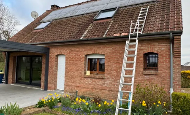 Nettoyage de toiture et panneaux solaires à Wancourt près d’Arras : LGF Cleaner allie performance et écologie, Arras, LGF CLEANER