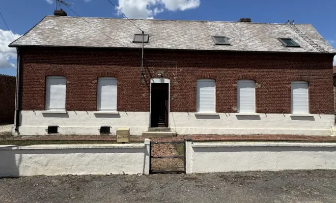 Nettoyage basse pression vapeur sur toiture en ardoise fibro à Douchy-les-Aillettes, Arras, LGF CLEANER