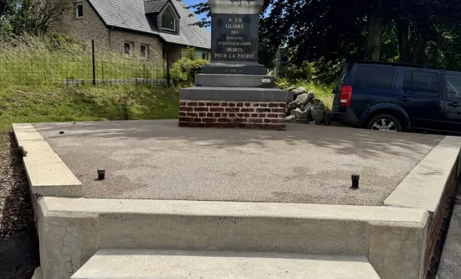 Nettoyage complet du monument aux morts à Hannescamps, Arras, LGF CLEANER