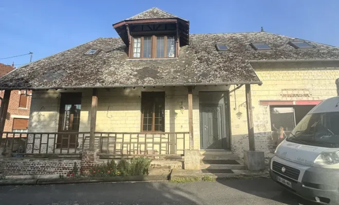 Démoussage et entretien complet toiture à Bucquoy, Arras, LGF CLEANER