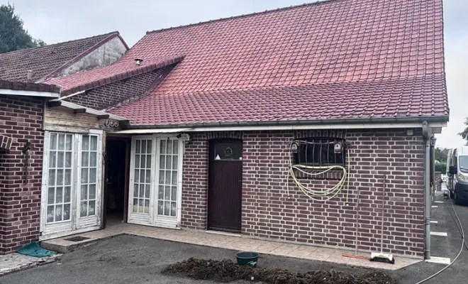 Démoussage et entretien complet de toiture à Hesdin, Arras, LGF CLEANER